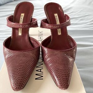 Vintage Manolo Blahnik lizard heels, size 37.5